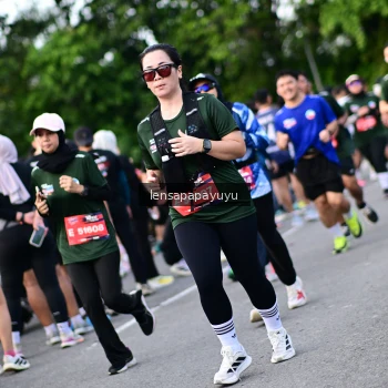 Runner Photo 4156091