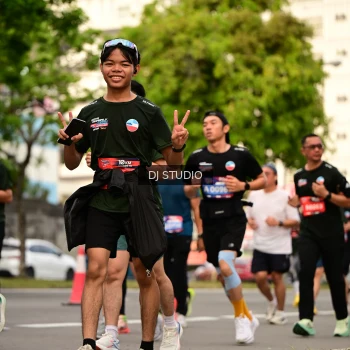 Runner Photo 4156101