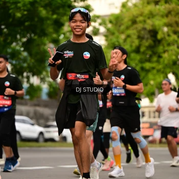 Runner Photo 4156103