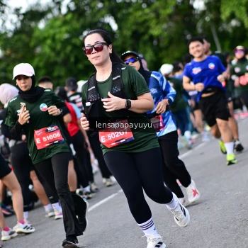 Runner Photo 4156104