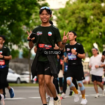 Runner Photo 4156110