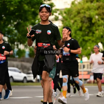 Runner Photo 4156112