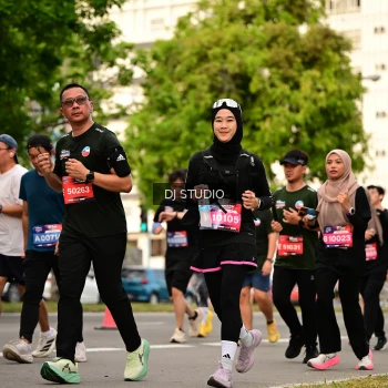 Runner Photo 4156118