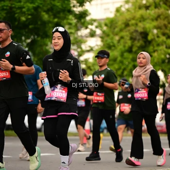 Runner Photo 4156132