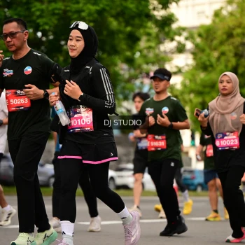 Runner Photo 4156135