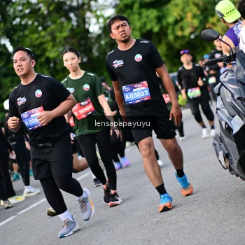 Runner Photo 4156138