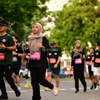 Runner Photo 4156145