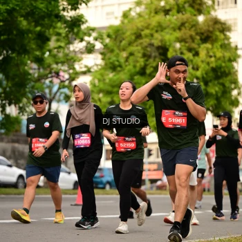 Runner Photo 4156151
