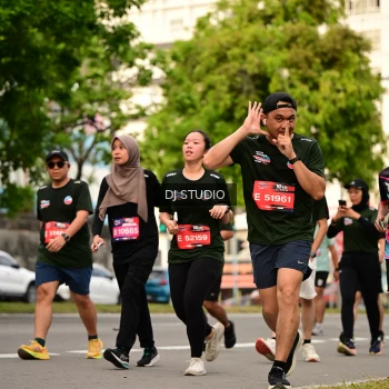Runner Photo 4156153