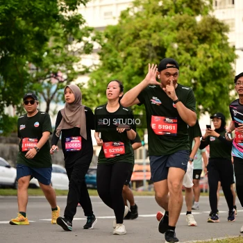 Runner Photo 4156154