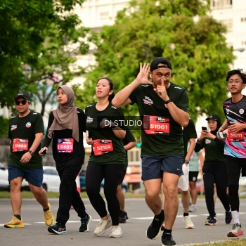 Runner Photo 4156159