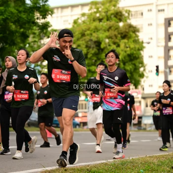 Runner Photo 4156170