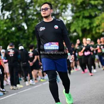 Runner Photo 4156171