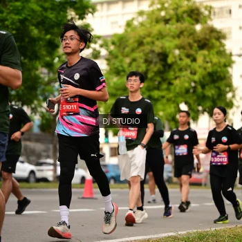Runner Photo 4156181