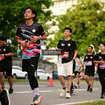 Runner Photo 4156193
