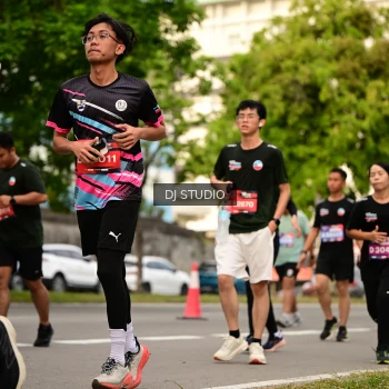 Runner Photo 4156194