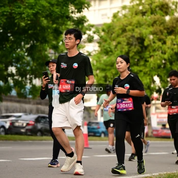 Runner Photo 4156203