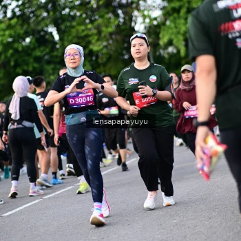 Runner Photo 4156210