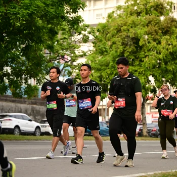 Runner Photo 4156217