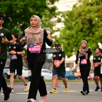 Runner Photo 4156223