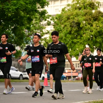 Runner Photo 4156225