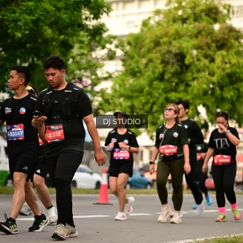 Runner Photo 4156240