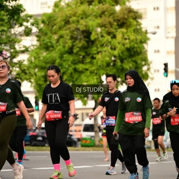 Runner Photo 4156250