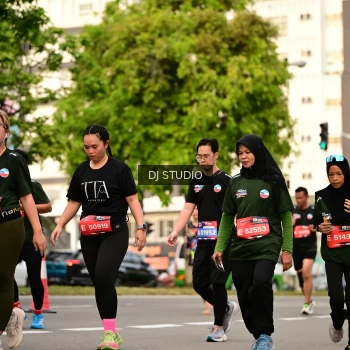 Runner Photo 4156252