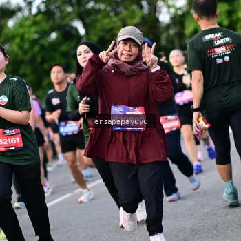 Runner Photo 4156266