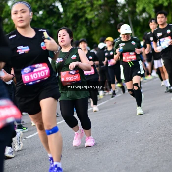 Runner Photo 4156274