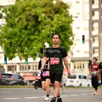 Runner Photo 4156286