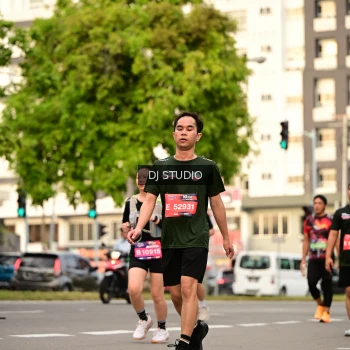 Runner Photo 4156296