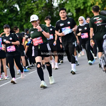 Runner Photo 4156302