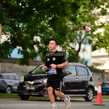 Runner Photo 4156307