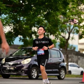 Runner Photo 4156312