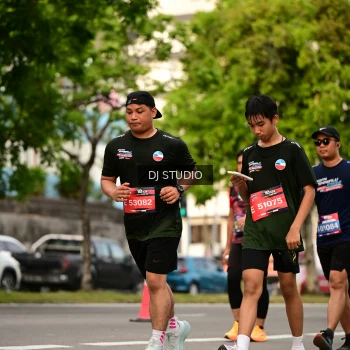 Runner Photo 4156324