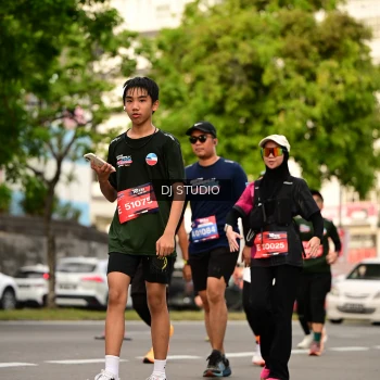 Runner Photo 4156326