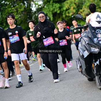 Runner Photo 4156339