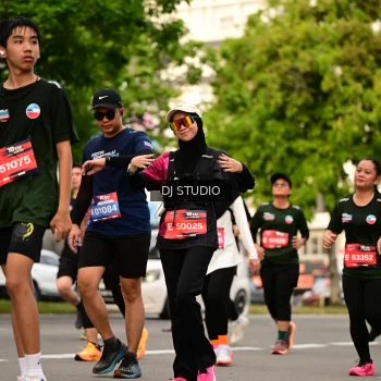Runner Photo 4156351