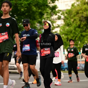 Runner Photo 4156353