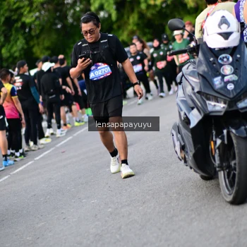 Runner Photo 4156373