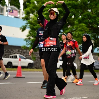 Runner Photo 4156402