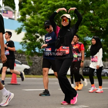 Runner Photo 4156415