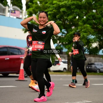 Runner Photo 4156417