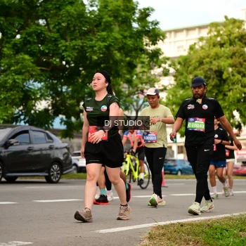 Runner Photo 4156423