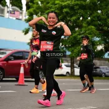 Runner Photo 4156426