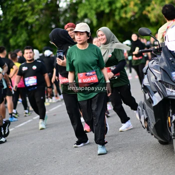 Runner Photo 4156438