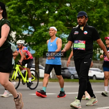 Runner Photo 4156445