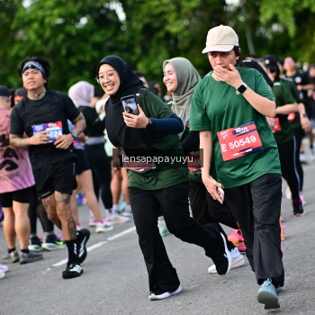 Runner Photo 4156468