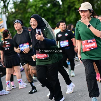Runner Photo 4156470